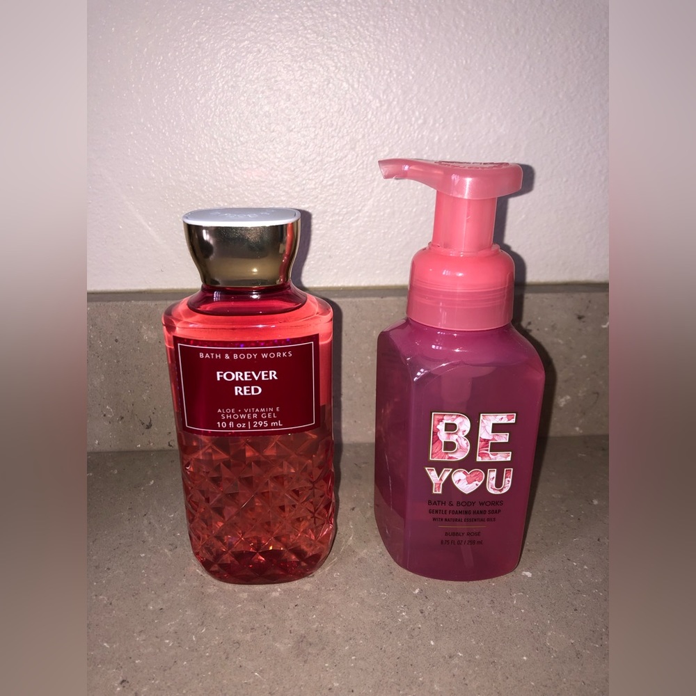 🔥NWT B&BW Love Set❤️